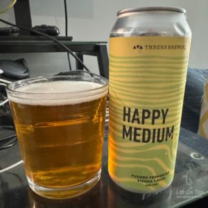 Life On Tap Episode #346: Happy Medium (Threes Brewing Happy Medium - Foudre-Fermented Vienna Lager)